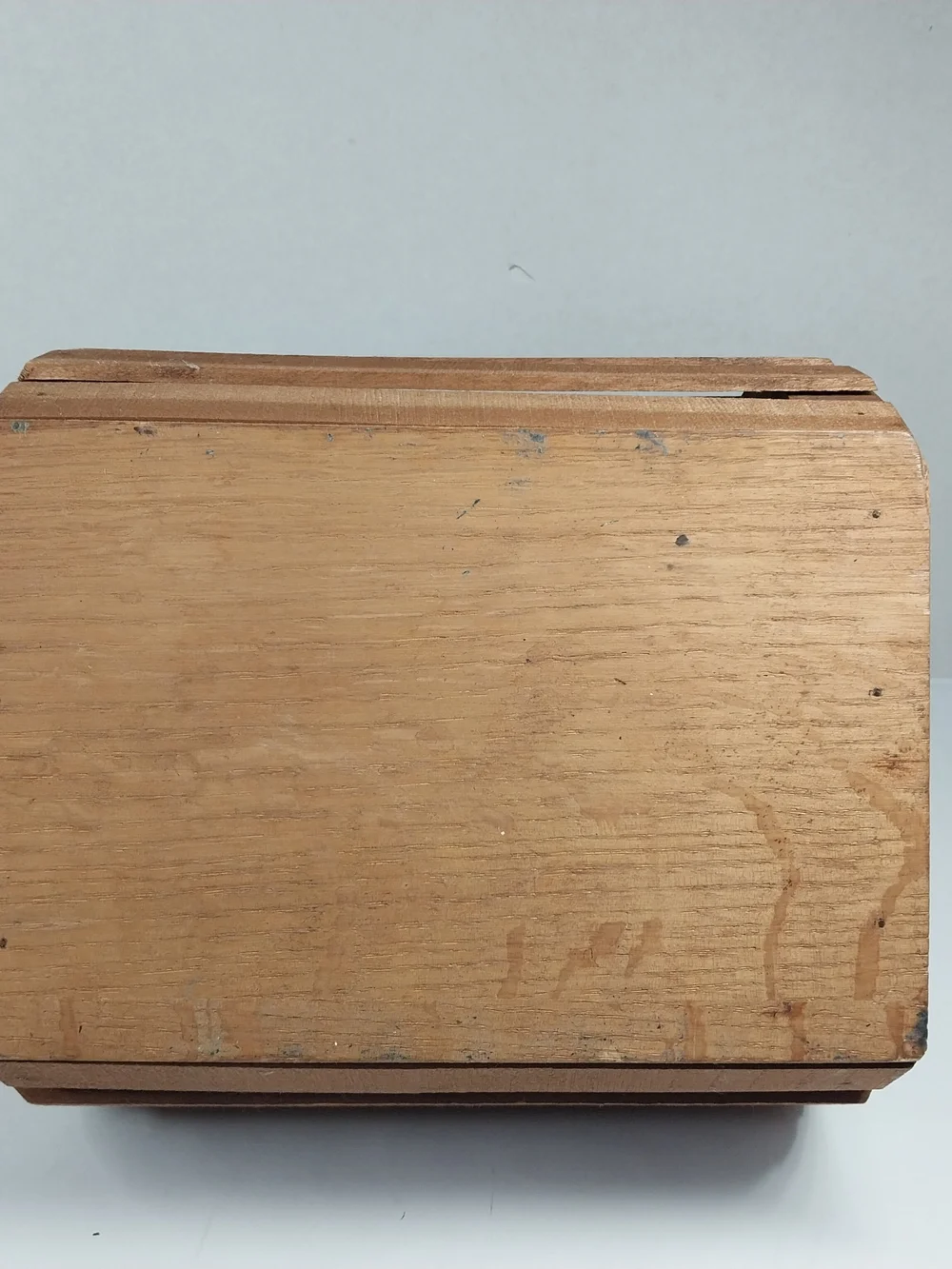 Vintage Wooden Slat Heart Cut-Out Decorative Basket Cottage Country Grandma Core